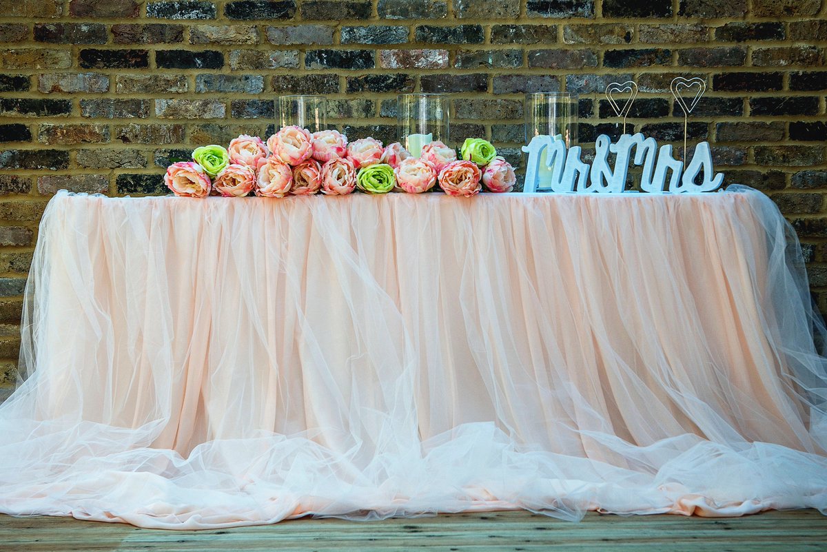 Sitting Pretty tweet media