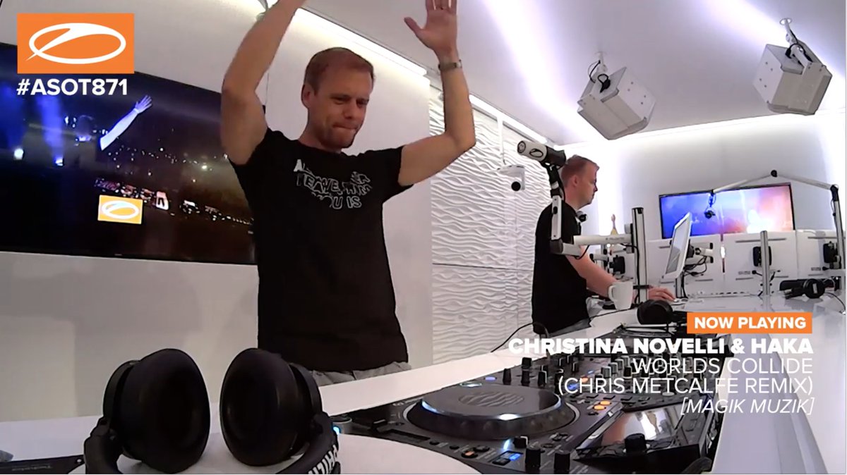 Big thanks to <a href="/arminvanbuuren/">Armin van Buuren</a> for playing my new remix of <a href="/MissCNovelli/">Christina Novelli</a> on #ASOT871

Preview - soundcloud.com/chrismetcalfe/…