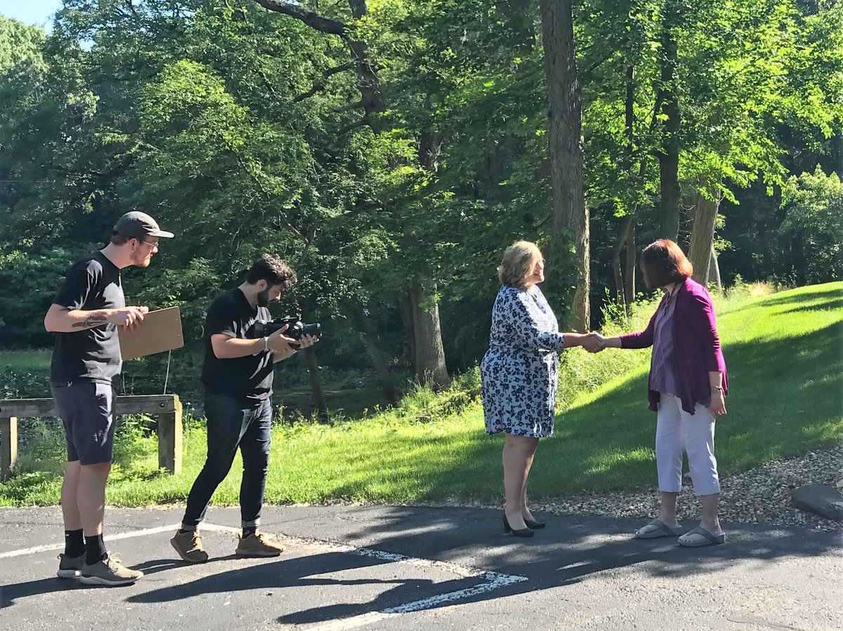 CTSTelecom's tweet photo. We had @RhinoKzoo on location at our corporate headquarters last week, filming  footage for a couple of upcoming projects.  Special thanks to Kara of the Battle Creek Chamber of Commerce @BCbusinessvoice for helping us out! #media #video #videoshoot #fiberoptic #Internet #Cloud https://t.co/w886FFvnb3