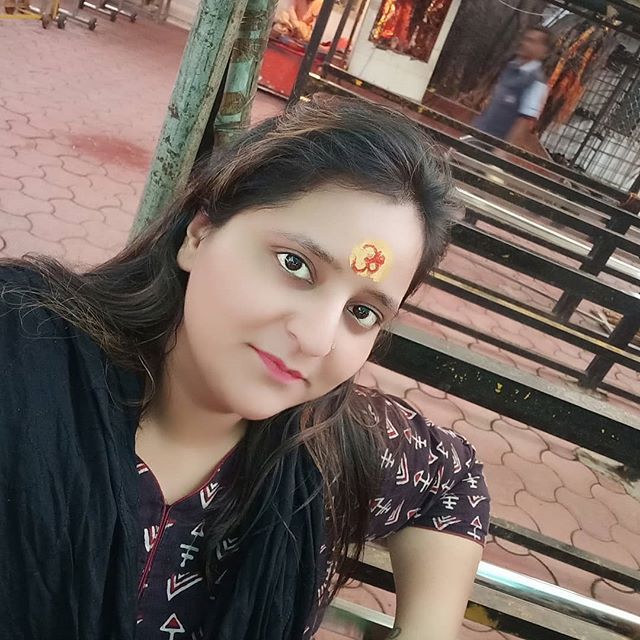 devishajatakia's tweet photo. Feeling Blessed.. Har Har Mahadev
.
.
.
.
.
#DevishaGJ #Mahadev #Darshan #Om #Indore #girlgang #girlfun #MommyInfluencer #travelfreak https://t.co/DNn3vqLiJc https://t.co/uBy12Z6PCF