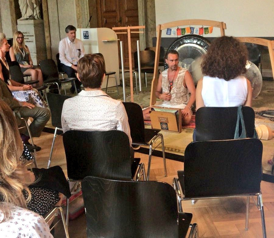 Ef_VET's tweet photo. Time for a gong bath, after disseminating activities!
Feeling the real #LLLCulture at the #LLLPAC18 https://t.co/mqeh8wL3CC