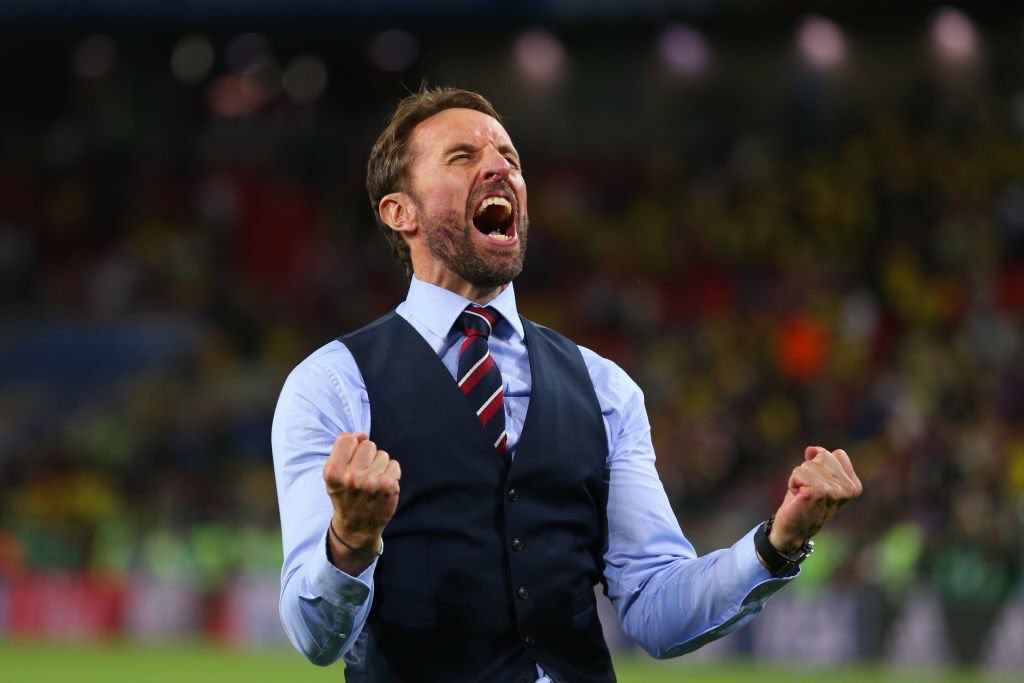 EPLBible's tweet image. 🇫🇷 France: 6 Letters
🇺🇾 Uruguay: 7 Letters

🇧🇷 Brazil: 6 Letters
🇧🇪 Belgium: 7 Letters

🇸🇪 Sweden: 6 Letters
🏴󠁧󠁢󠁥󠁮󠁧󠁿 England: 7 letters

🇷🇺 Russia: 6 letters
🇭🇷 Croatia: 7 letters

QF: 6th &amp;amp; 7th July

✅ 6+7 = 13 

...13 Letters In 👇

It's Coming Home! 🎉🎉