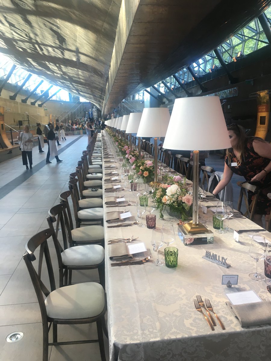 Have you ever had a dinner for over 100 people with one long table under a boat? 🙂 We had a fantastic 'Navigate the World' dinner during the Meeting Travel Show in London! #eventprofs #navigatetheworld #meetingtravelshow #gmc