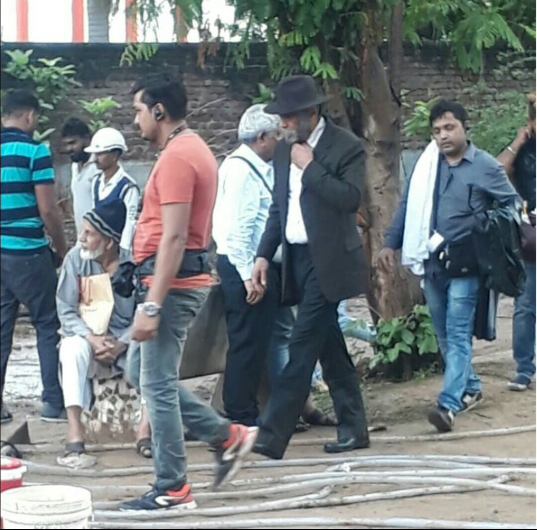 TheVadodara's tweet photo. Jackie Shroff & @thejohnabraham stills from the sets of movie RAW Romeo Akbar Walter from #Vadodara
#Baroda #TPOV_ https://t.co/OwknjfVJH8