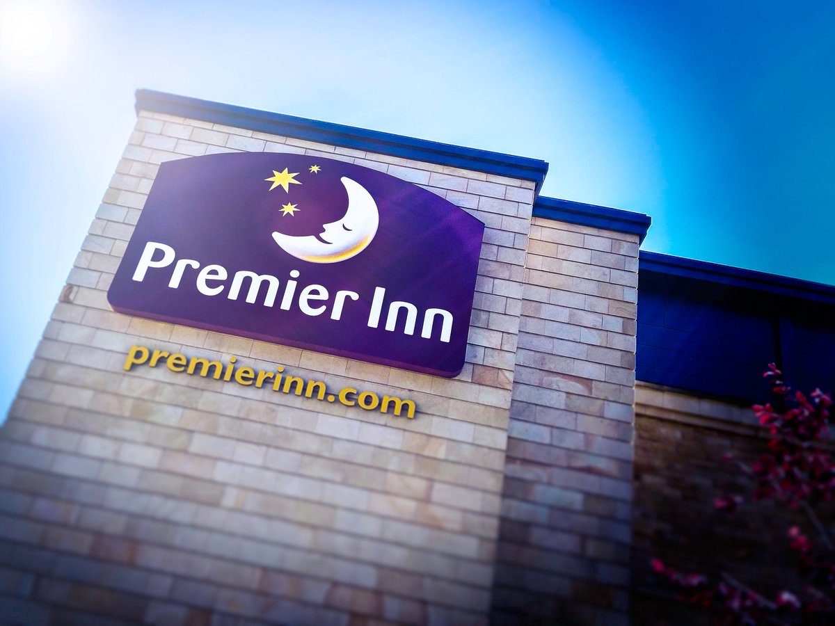 Another wonderful stay in <a href="/harrogateTC_pi/">Harrogate TownCentre</a> - our favourite Premier Inn. Thanks to the superb housekeeping staff, Martin who checked us in and the #ledgendary Owen who checked us out and showed us the video of him saving the day with marmalade!
<a href="/premierinn/">Premier Inn</a>