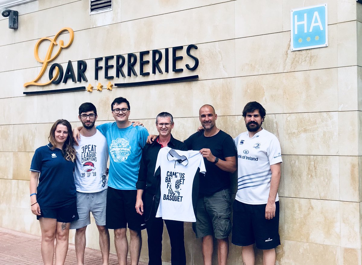 cbferreries's tweet photo. Nuestros entrenadores  recuperan fuerzas en Loar Ferreries para continuar con el #CampusTomasJofresa #Colaborador #Restaurant #Ferreries  @SusoBailon @alean @kuikiloko2 @tomijofresa @Analen1989 https://t.co/8mTVP48JmU