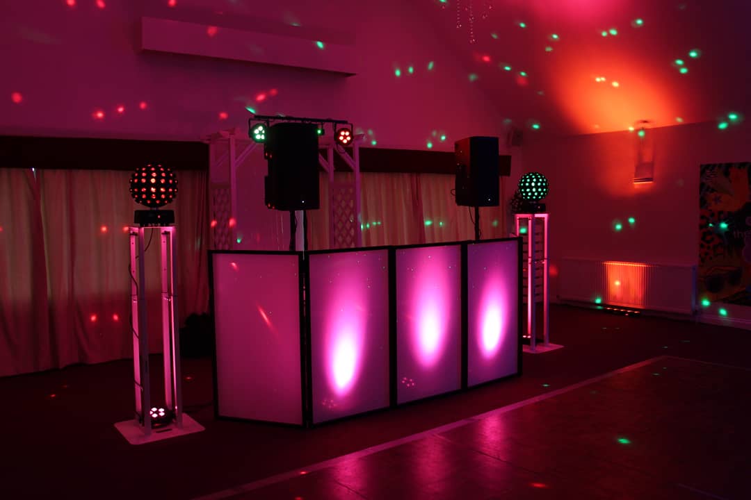 01Smooth's tweet photo. 80's Night!

#80stheme #80sdj #80smusic #80snight #birthdayparty #party #fancydress https://t.co/YOGbjiqLBm