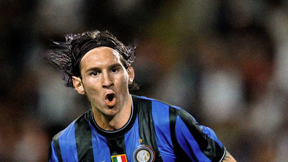 testadipera's tweet photo. Se #CristianoRonaldoAllaJuve l’unica è avere #MessiAllInter .. come fanno quei due a non stare uno contro l’altro? @FBiasin inoltri tu il messaggio? https://t.co/KAxrp9GsX2
