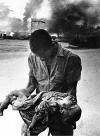 AfricanArchives's tweet image. 6th July 1967: Nigerian forces invade Biafra, beginning the war. The civil war almost tore Nigeria apart.