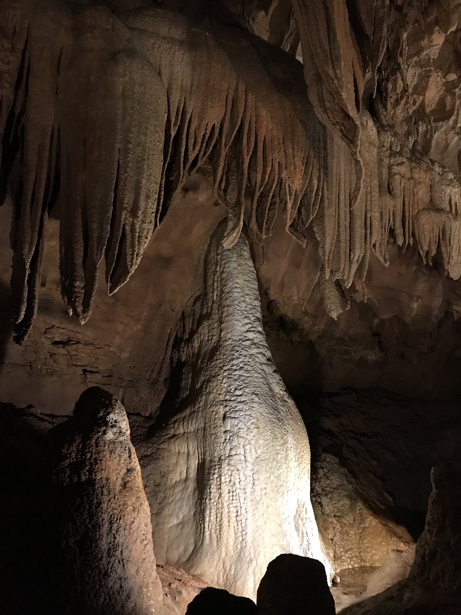 I either need to get some or caves are really dirty minded. #phallic #diamondcaverns #Vacations