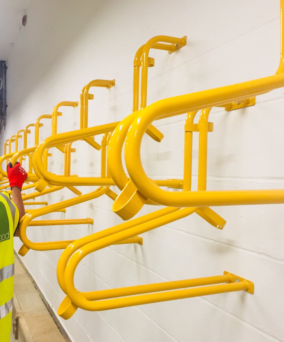 bartonwillmore's tweet photo. Fabulously beautiful bike storage by #fiveatheart #qualitydesign thanks Justin Spires @remitconsulting #retourcycle https://t.co/oT5CxeIa1L
