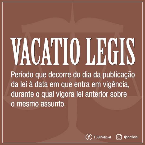 TJSPoficial's tweet image. A Lei de Introdução às Normas do Direito Brasileiro (LINDB) prevê a vacatio legis em seu artigo 1º, determinando que, salvo disposição em contrário, a lei começa a vigorar no País quarenta e cinco dias depois de oficialmente publicada. #VacatioLegis #LINDB #GlossárioJurídico