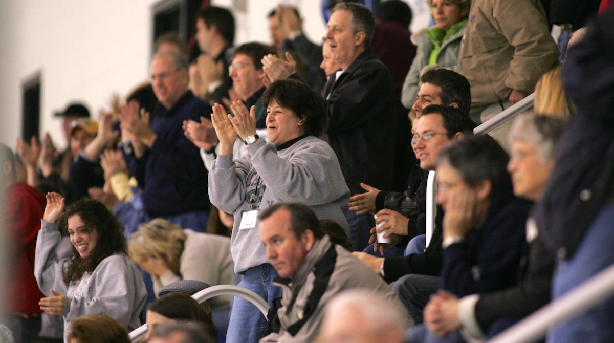 usahockey's tweet image. Being the parent of a hockey player can be a lot like learning how to skate. Here are five tips for first-time hockey parents → bit.ly/2tVm051