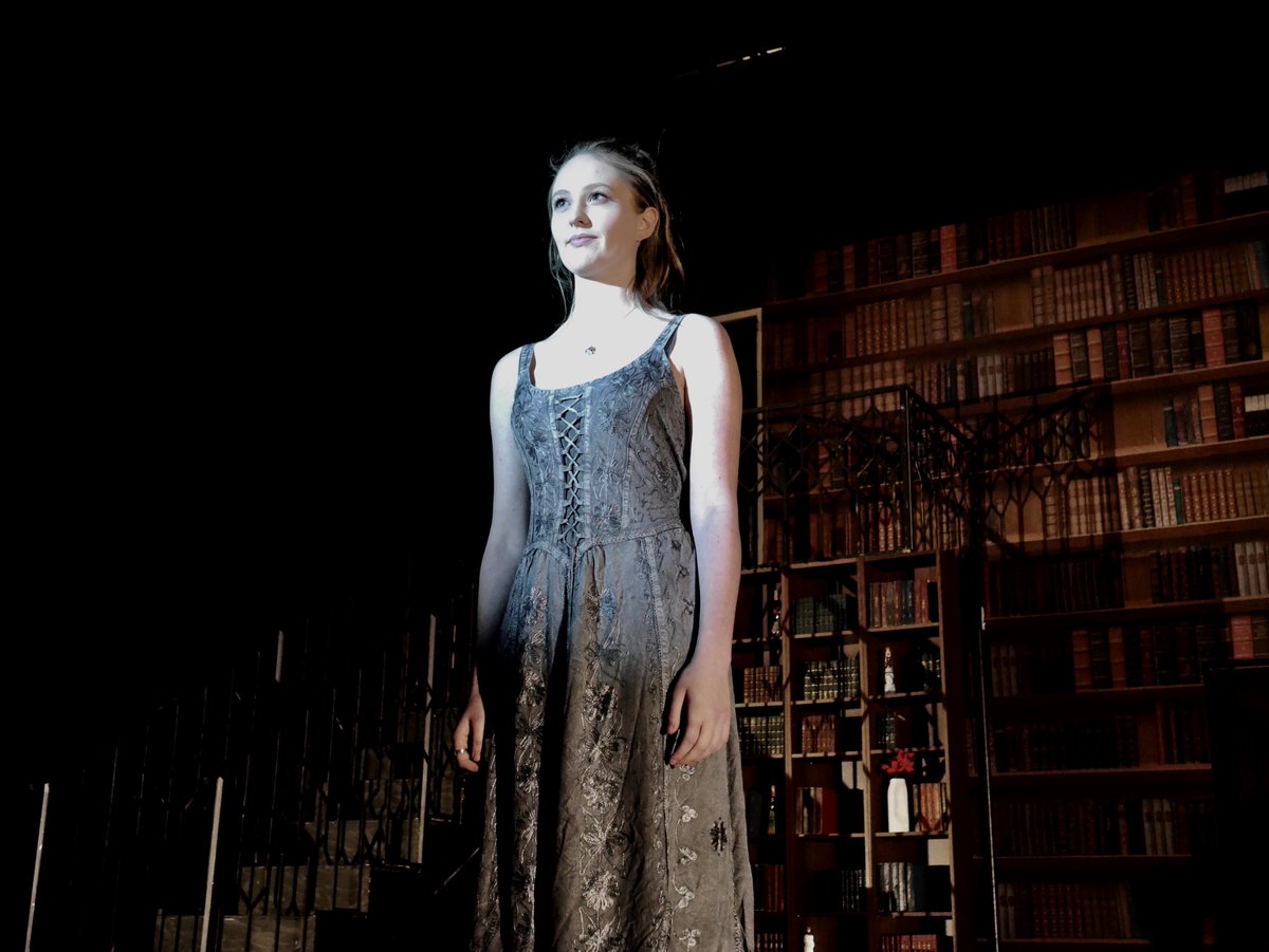 Support Warwick Uni tweet media