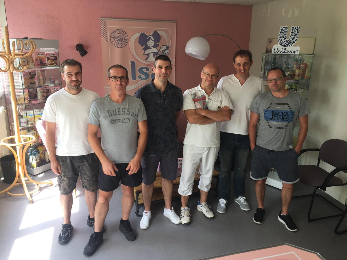 info_alqual's tweet photo. ALQUAL EST - Cette semaine s’est tenu le jury sur site CQP Conducteur de Ligne (secteur alimentaire) chez ALSA FRANCE à Ludres. Félicitations à tous pour le travail réalisé durant ce parcours ainsi qu’à vos présentations de qualité. Dernier étape : CPNE Alliance 7 ! https://t.co/anUq1hwOp8