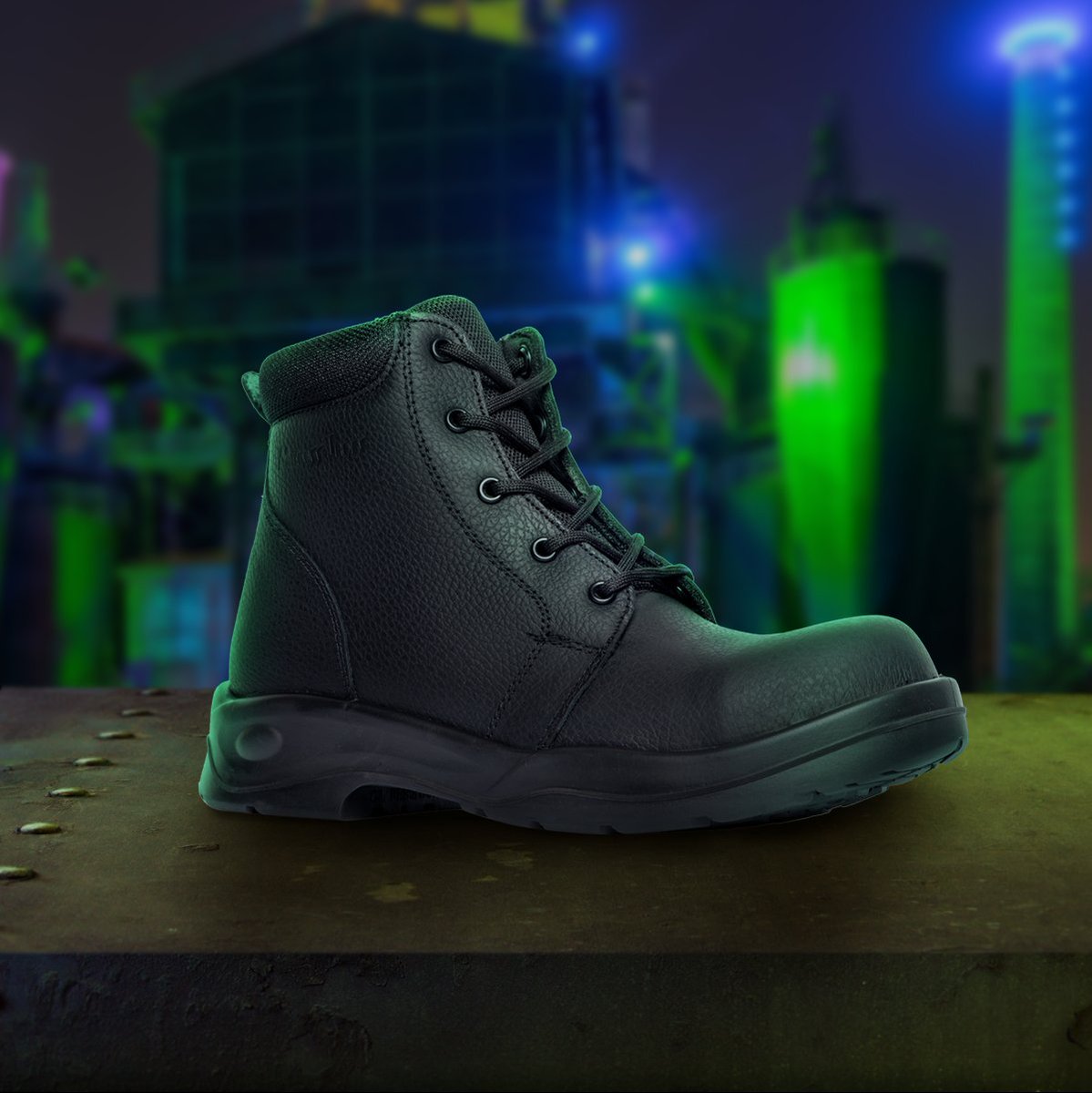 SafetyOffshore's tweet photo. Cada paso marcará una nueva historia, construyamos juntos tus objetivos, nuevo modelo Moduss Shoes 132 con suela monodensidad y casco de policarbonato, mantente siempre seguro. #CalzadoIndustrial #Seguridad #Safety https://t.co/WrjxIWcBQU