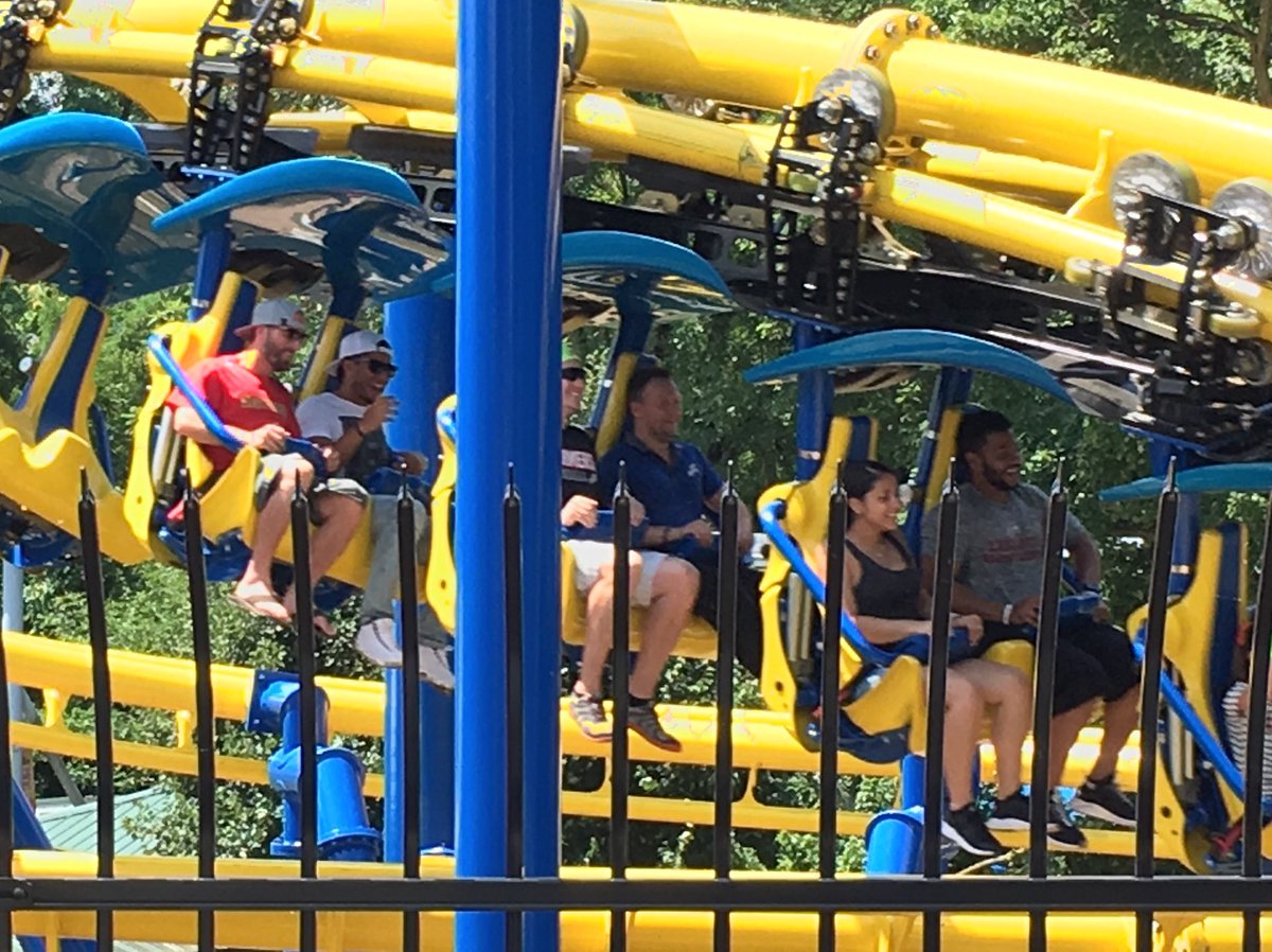 jeffbeisenberg's tweet photo. I spy some Barnstormers! Thanks for visiting us at @FUNatDW today and yesterday! @gobarnstormers
#GoStormers #DutchWonderland #DWMerlinsMayhem https://t.co/ohm2elSukS