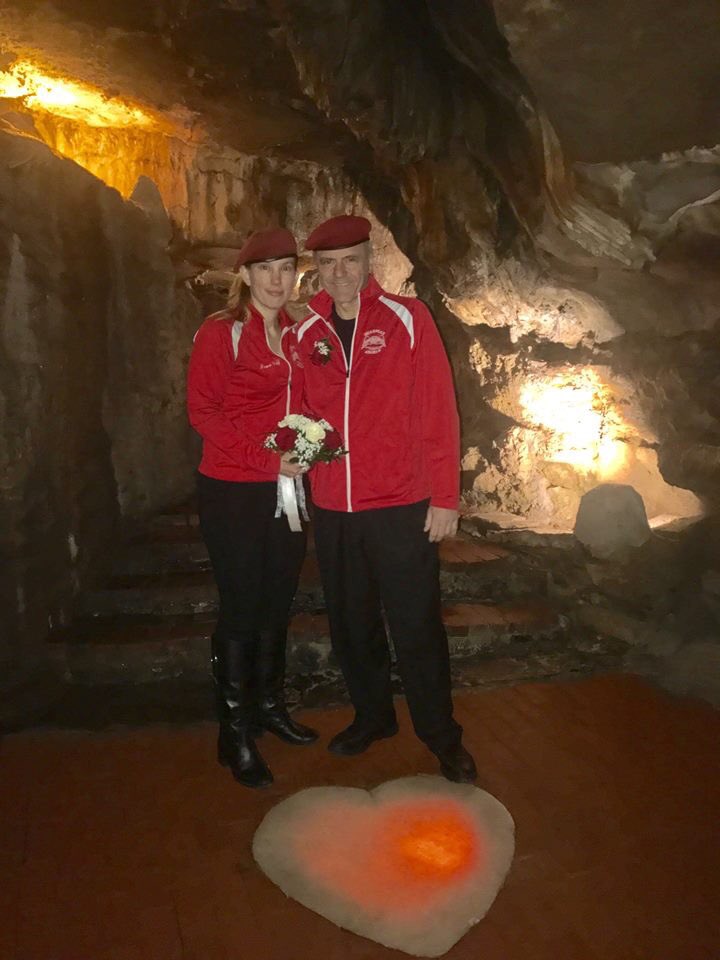 officialga2014's tweet photo. Curtis Sliwa weds his long time girl friend Nancy Regula. At Howe Caverns in upstate New York. #Love #Marriage #GuardianAngels #newlyweds https://t.co/o5iBQHl07C
