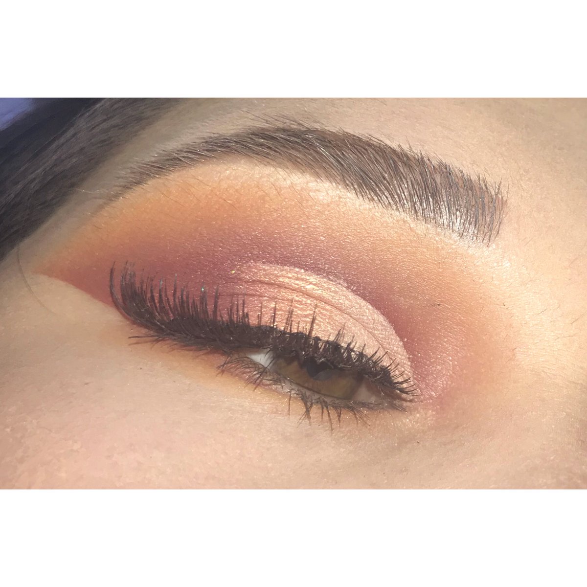 _caariina_'s tweet image. Dank @xmrv10 hab ich zum ersten Mal einigermaßen gut eine cut crease hinbekommen🙈💓