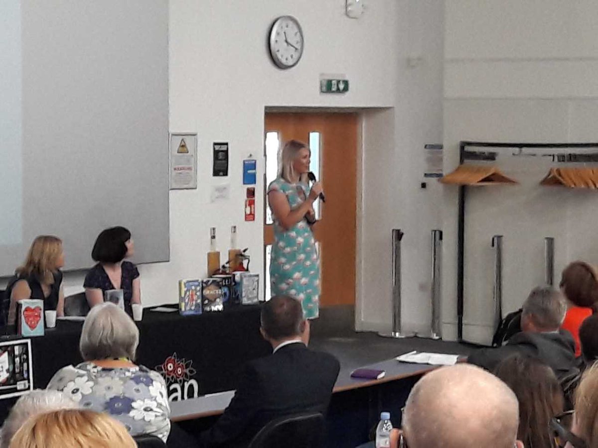 CLHSLib's tweet image. It was very interesting listening to the authors especially Jeremy de Quidt who was very animated. #LBOY2018