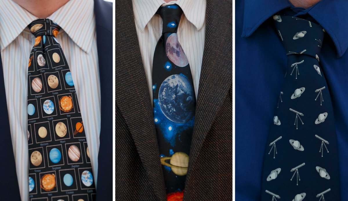 CanadianMint's tweet photo. Last week we unveiled our newest collector coin in #Toronto, but we *also* discovered that #Canada's #astronomy community has quite a sense of style! The #OutOfThisWorldCoin is one spiffy #spacefashion accessory. #RASC150 @rasc https://t.co/4yqJXiRK5U