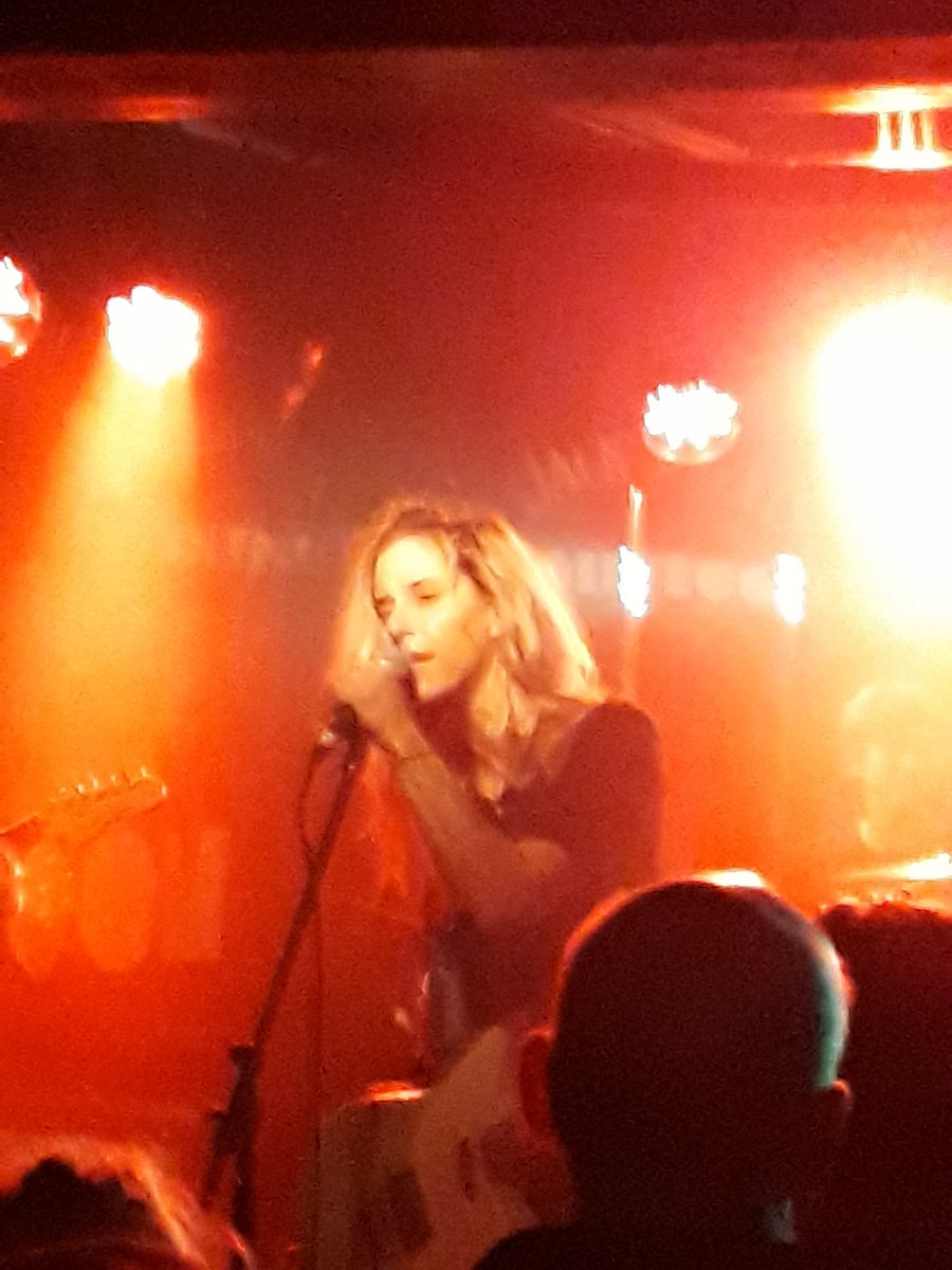 PostcodeGU's tweet image. Great review of @bully, @DudeYork, @KitTrigg recent gig, wotzine.co.uk/bully-dude-yor…