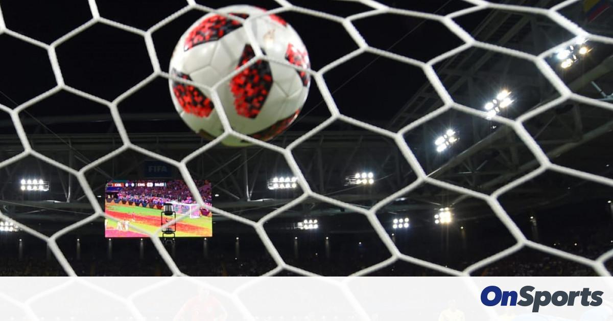 OnSportsgr's tweet photo. Λεπτό προς λεπτό οι δύο πρώτοι προημιτελικοί στο Παγκόσμιο Κύπελλο #ZiseToPodosfairo https://t.co/dSggcNOwV4 https://t.co/ZTA6syfXGy
