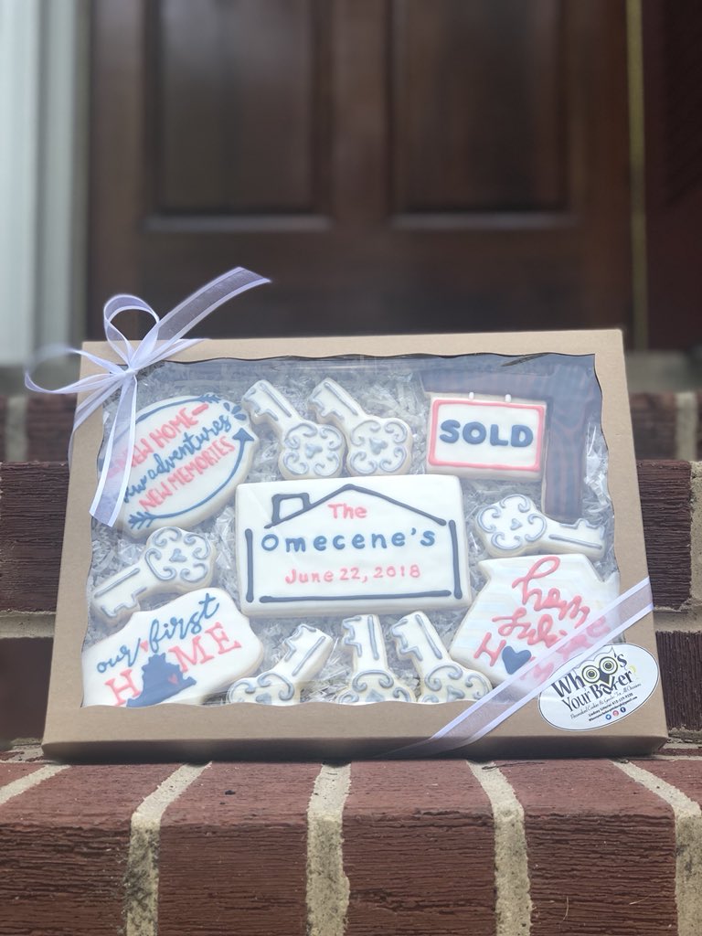 whoosyourbaker's tweet photo. There is no place like home...or custom #cookiegifts! ๐ก๐ Wouldn't your clients (friends or family) love a set of these next to a bottle of champagne on their new kitchen counter?! ๐พ๐ฅ #Pittsburgh #PittsburghCookies #PittsburghBakery #DecoratedCookies
๐ฆby @brpboxshop https://t.co/9sH4nvuOXK