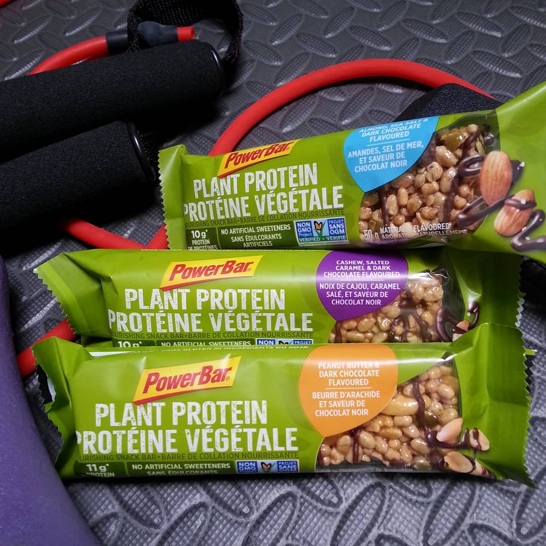 TheXYStuff's tweet photo. Reviews are coming in for #PowerBarPlantProtein! 💪🌿Any guesses to what flavour guys are digging the most? Check out the reviews HERE: https://t.co/2xmcSwFUBT 🏃💨 Thanks to foodie_jenn for this amazing pic (via Instagram)! 💥 #XYStuffClub https://t.co/tNA0uGhgvt