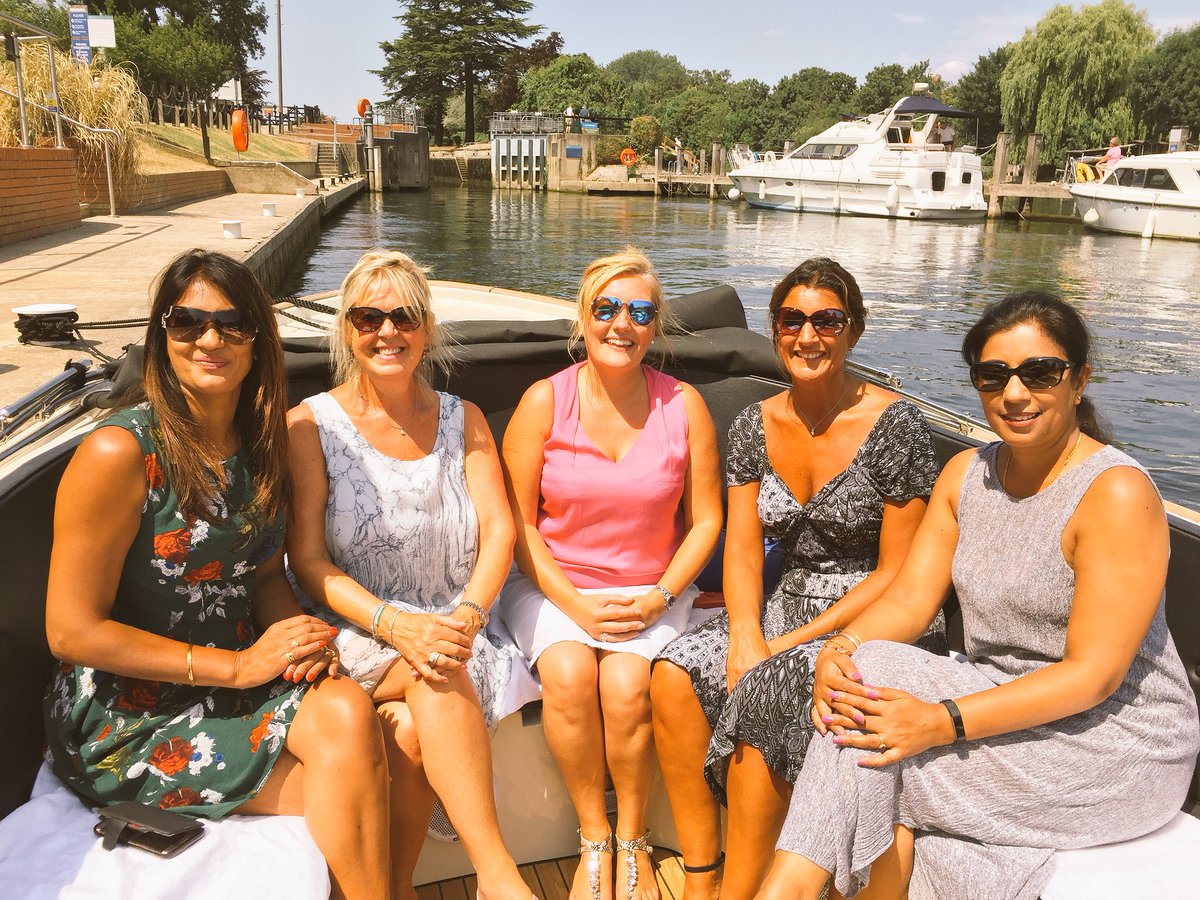 Day 2 on the river <a href="/therunnymede/">The Runnymede Hotel</a> <a href="/KimBrown28/">Kim Brown</a> ladies do lunch #eventprofs