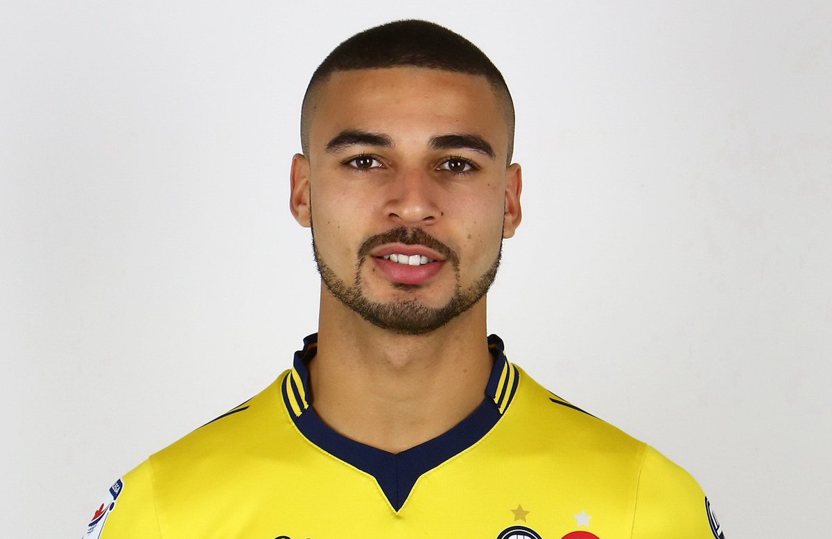 Volleyball_it's tweet photo. Latina: Da Modena arriva Swan Ngapeth https://t.co/gqgpkbNoRR #SwanNgapeth #TopVolleyLatina leggilo su https://t.co/VcBPGLNNCB https://t.co/BUVm8B1rXV