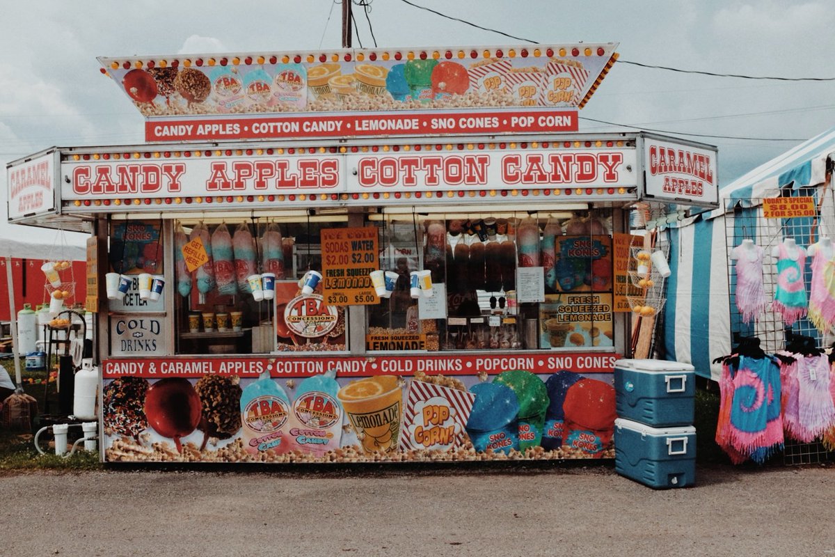 jaimele321's tweet photo. Butler Fair, Butler Pa
#streetphoto #ButlerFair #Pittsburgh #fair #food #summer #colorstreet #cottoncandy #candyapples https://t.co/iHb26dbeCZ