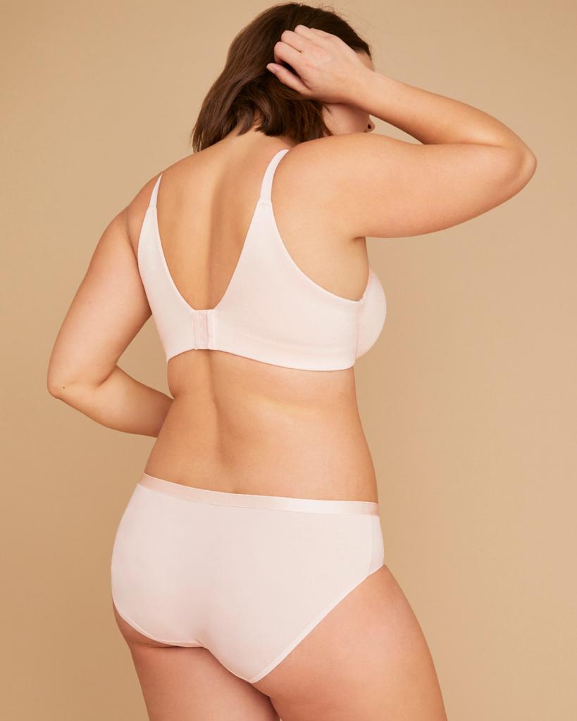 Lane Bryant on X:  “About lost my mind how comfortable it is and how good  the girls lookand my back looked amazing - no pooch. - Lawlady562  reviewing our Cacique Invisible