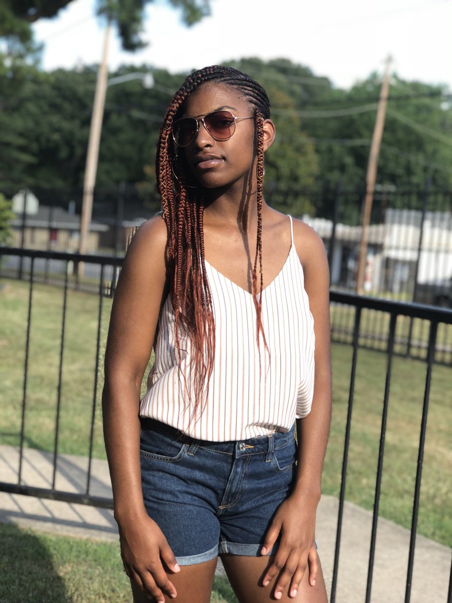 kysimonae's tweet photo. Fourth of July was okay 💙 https://t.co/yIc3WKAwaM