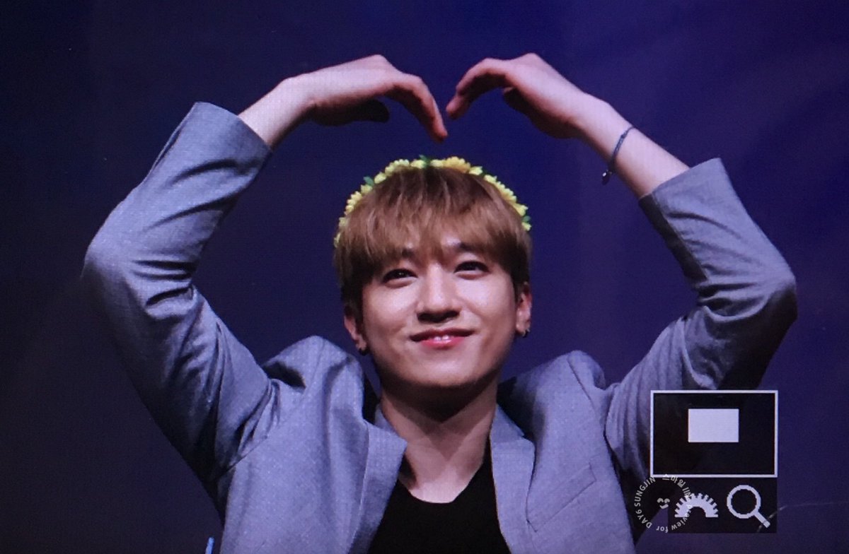 180706 신촌 팬사인회 

하트!하트!하트!

#데이식스 #DAY6 #성진 #Sungjin #ShootMe #YouthPart1