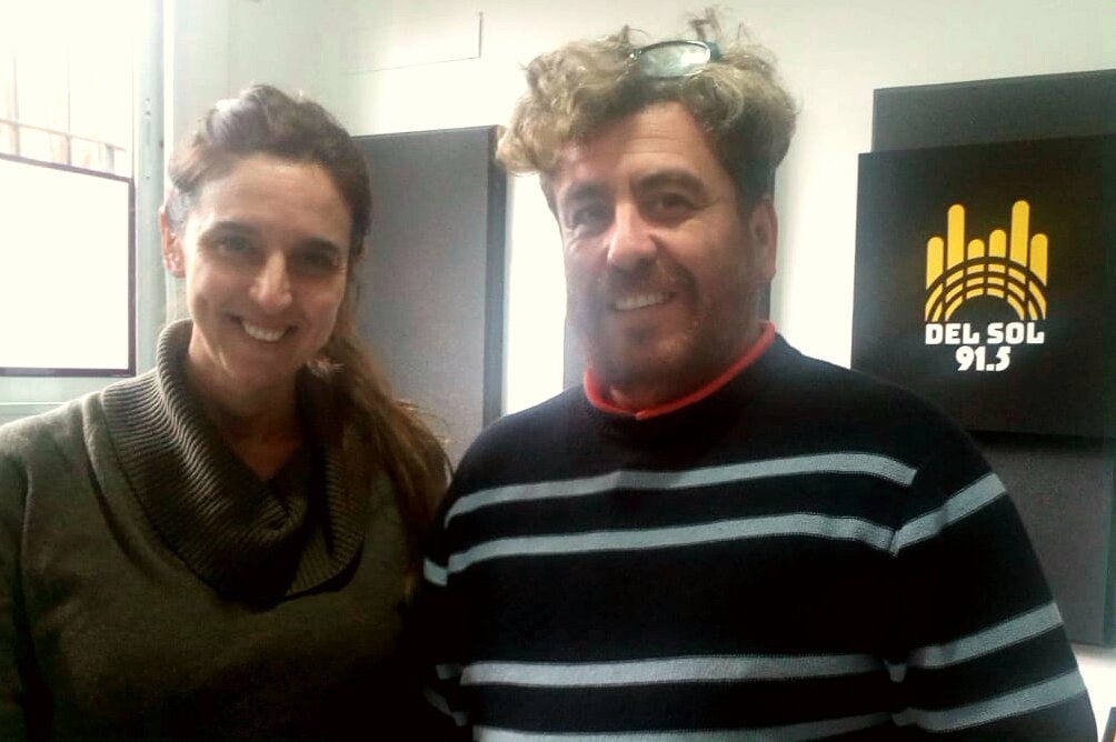 Delsol915's tweet photo. AHORA en #jamondelmedio Guadalupe Lazo directora de atención vecinal de la Muni de Pilar escuchala por la 915 @MunicipioPilar https://t.co/65D0CIfeJd