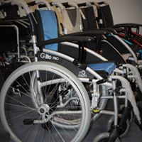 BrighterFuture1's tweet photo. Are you or anybody you know in need of a wheelchair ? Come on down to Brighter Future Workshop today with wheelchairs from just £60! Please like and share to spread the word https://t.co/xPTwmgwlsj