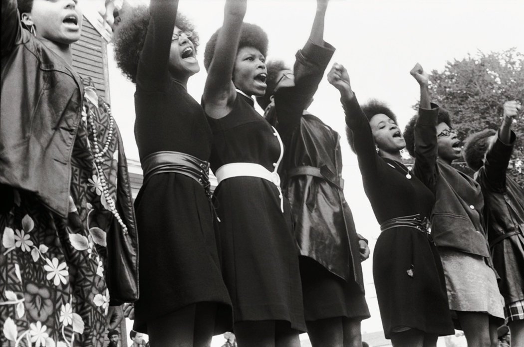 monkey5agency's tweet photo. 📸Black Panthers during a meeting in Oakland (1969) from 'The Black Panthers Vanguard of the Revolution' film. 

#Monkey5Agency
#TalentManagement
#inspiration
#inspo
#vintage
#music https://t.co/7ydbZEvmy9
