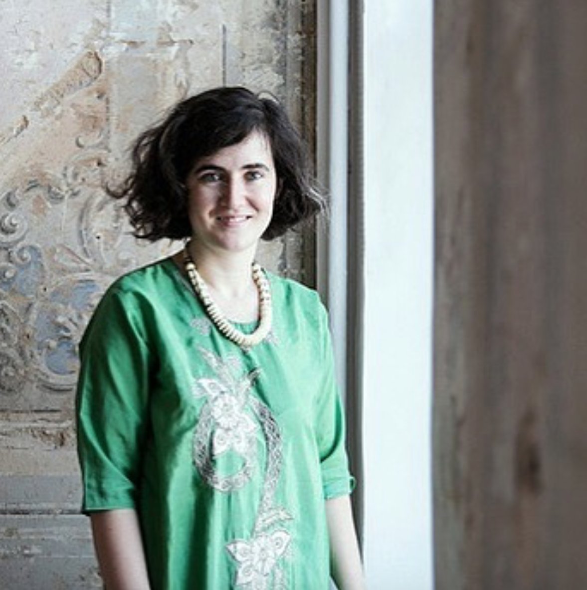 #ArtBookWeek2018 -- Last chance to sign up for the Emerging Art Writers Workshop instructed by Merve Ünsal — Saturday, July 7 | 12-3PM and Sunday, July 8 | 12-3PM. FREE EVENT but space is limited. Reserve your spot at hello@torontoartbookfair.com!