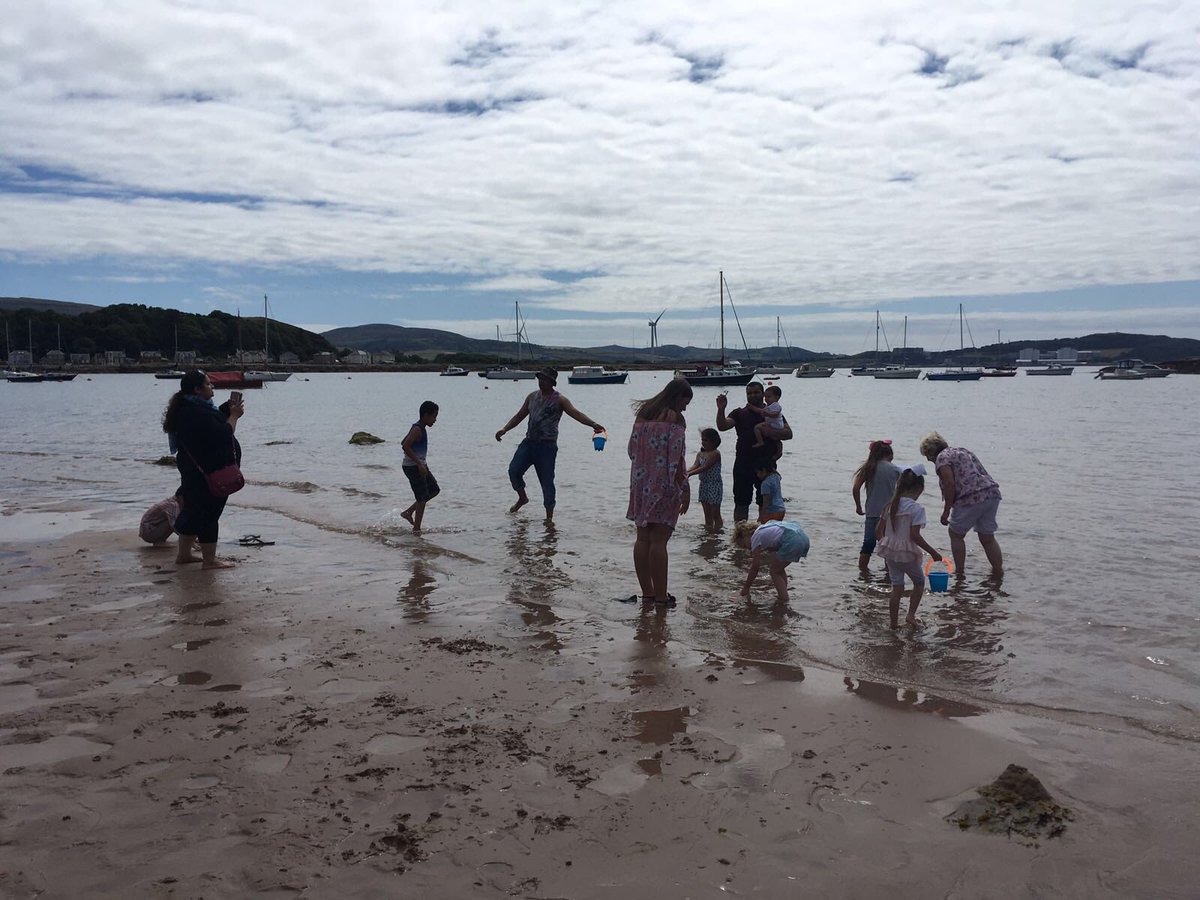 TonyStubbs_PEEK's tweet photo. What a first week we have had @DalmarnockPS summer club!! To end the 1st week we had a trip to Millport 🏝smiles all round, and we even saw a crocodile. Can not wait to see you all next week 🎉 https://t.co/CGo2mQl9Xb