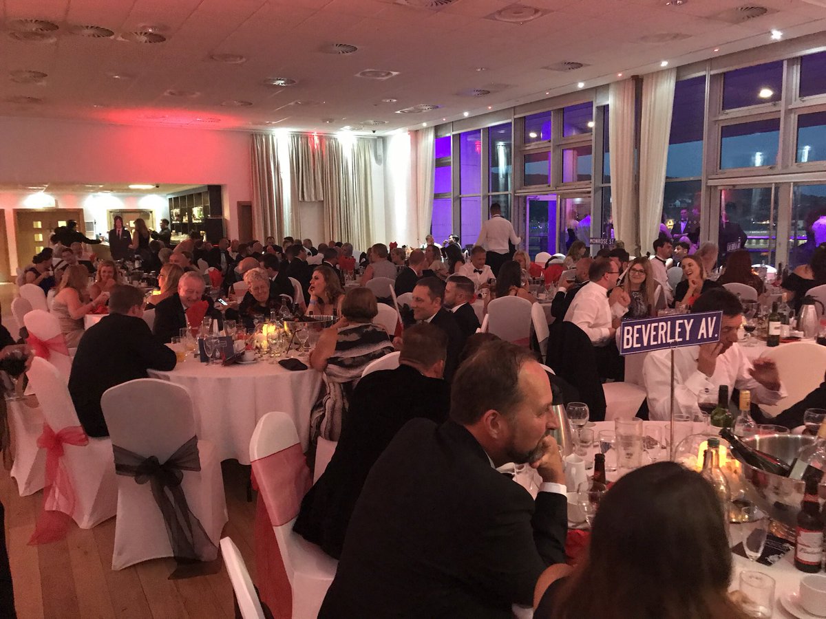 AndrewScottGB's tweet image. Fantastic Hollywood themed Summer Ball last night with 150 guests, my fab team, and a few famous faces 😁@PurplexUK #TeamAscot @AscotGroupUK @InsightData @BLeaderNews