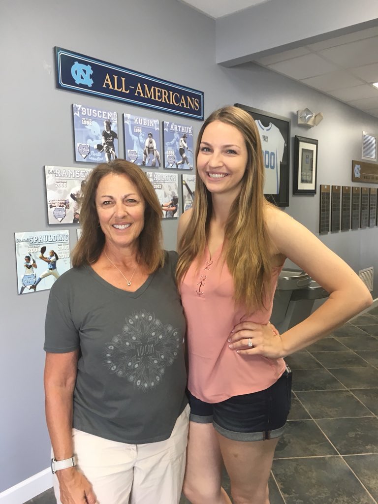 UNCSoftball's tweet photo. We love when alums visit! Enjoyed spending time with @jennjenn2211 #greatcatchingup #GoHeels https://t.co/5JDMF8zFkn