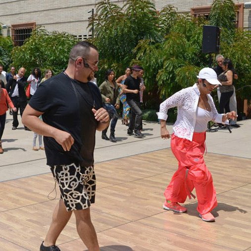 LAParentMag's tweet photo. #WeekendFreebies:
#Storytelling with a #hike, story time for super-busy kids, a mini #concert that’s super-sweet, a free #adventure with #PeeWee and a chance to #dance with #DebbieAllen!
Check them out: https://t.co/wfEsnQU8S5
#FreeEvents
#FamilyFun
#Nature https://t.co/AQnNgcWWLe