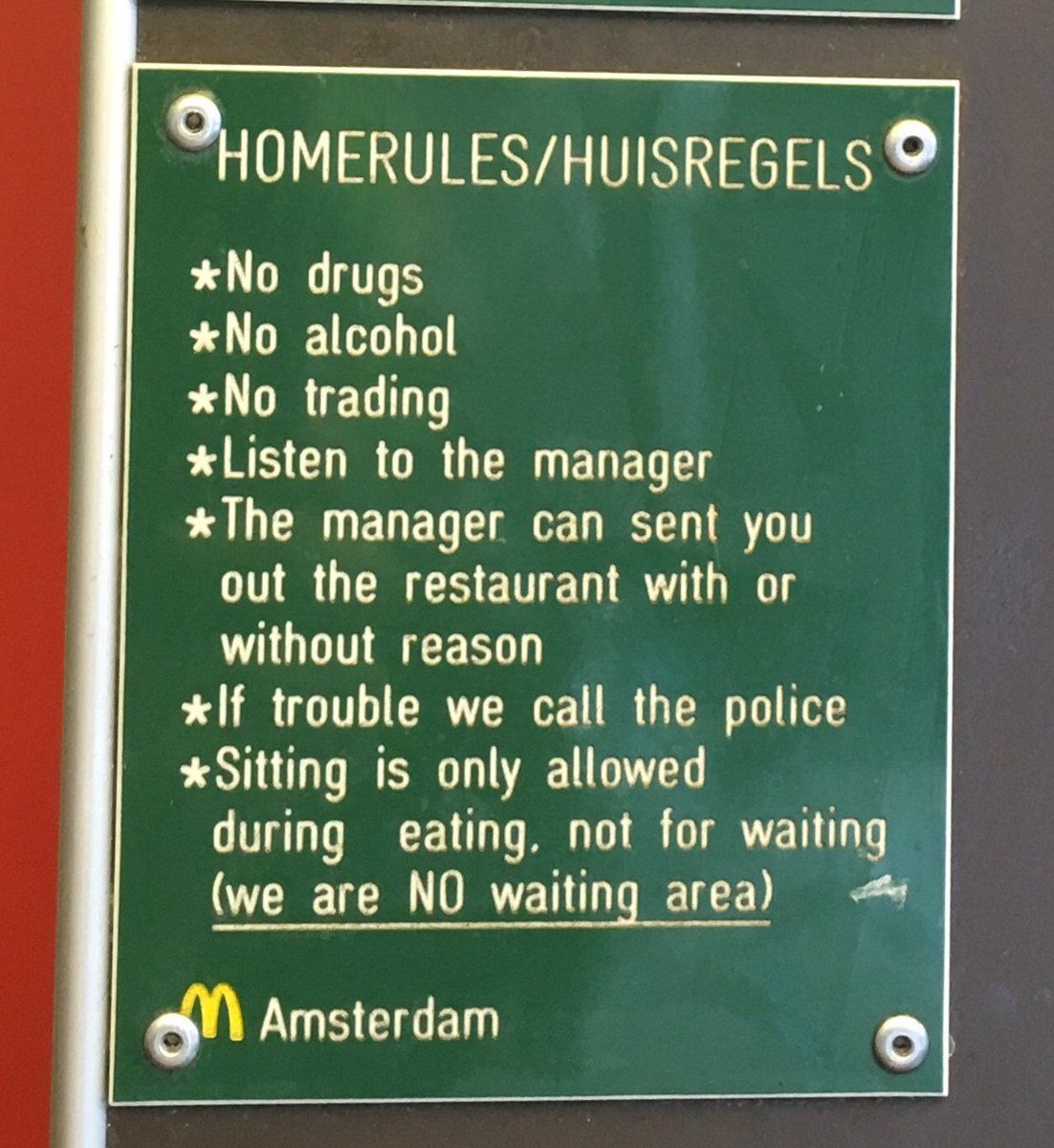 DyslexicArtist's tweet photo. https://t.co/rxMWT4E9JT •On holiday in Amsterdam - McDonalds Rules• #Amsterdam #McDonalds #drugs #alcohol #rules #cheeseburger #pulpfiction #tastyburger #coke #pepsi #police #quaterpounder #SamuelLJackson #Tarantino #kfc #onholiday #dutch #holland #hashbars #redlightdistrict https://t.co/04f5CwWSJM