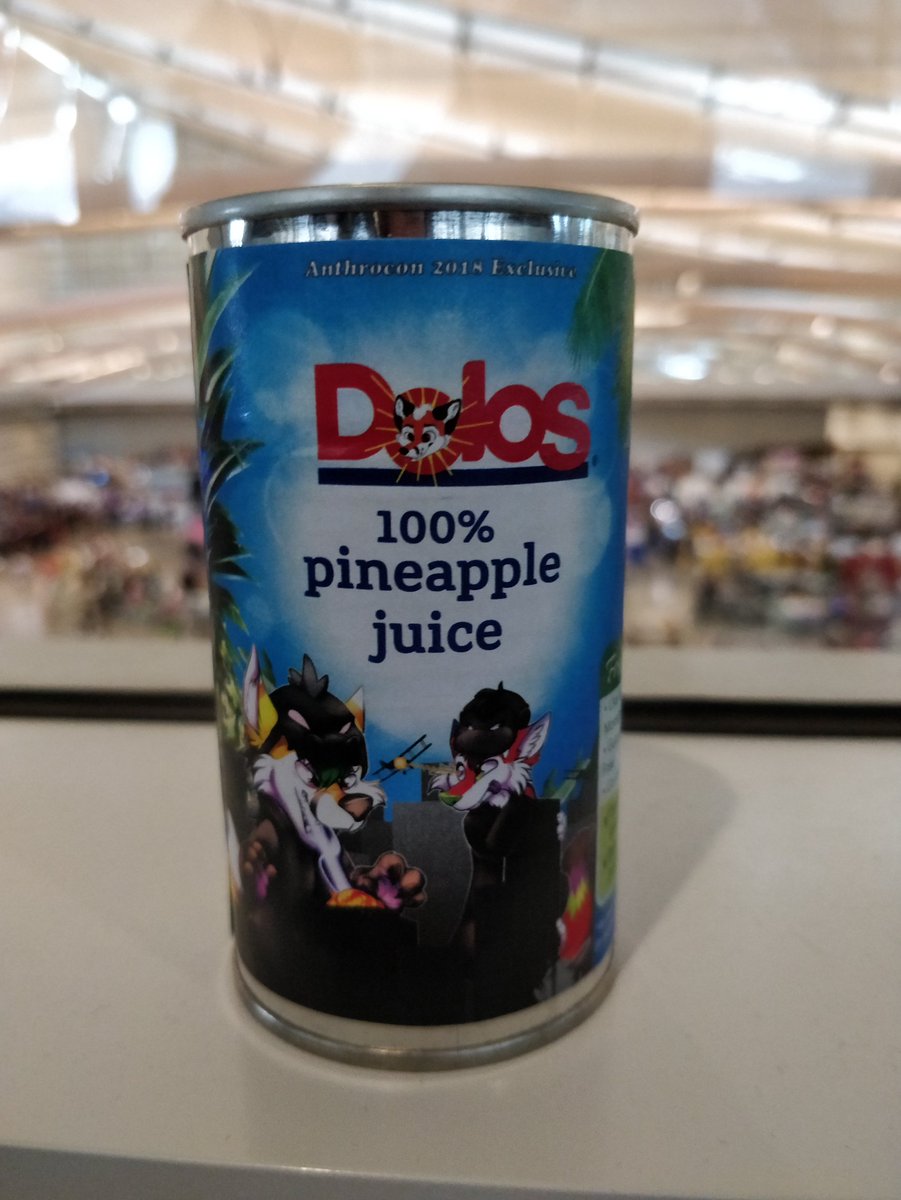 TheFluffywuff's tweet photo. @ThePineappleFox Hmm what's this https://t.co/F0bh5dp5BA