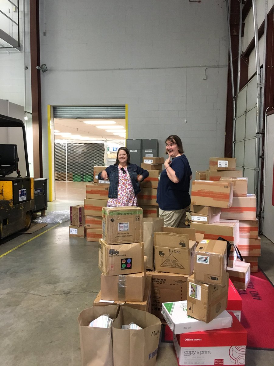 enoell21's tweet photo. How does P2One staff spend a Friday? #gettingreadyforstudents! https://t.co/pA9PItQ2yT