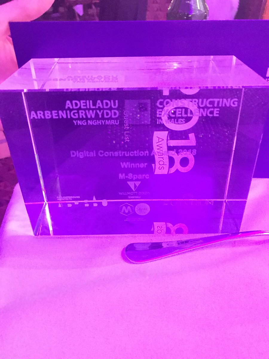 M_SParc's tweet photo. Wedi enill ein gwobr cyntaf! We won our first award! #digitalconstructionaward #CEWAwards2018 https://t.co/rcOeDx9nwD