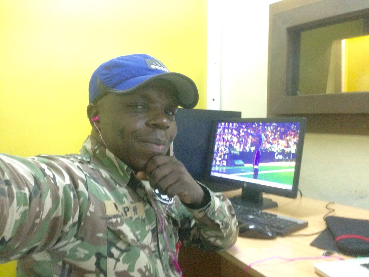 Yes I'm in the building just listening to 
#DUNDAA 
<a href="/GhettoRadio895/">Ghetto Radio</a> 
<a href="/deejaykatta/">EUGENE OJIAMBO SHIARE</a> 
@_shideh  
 Then 9pm we keep #JAHMROCKDOBA till baadaye