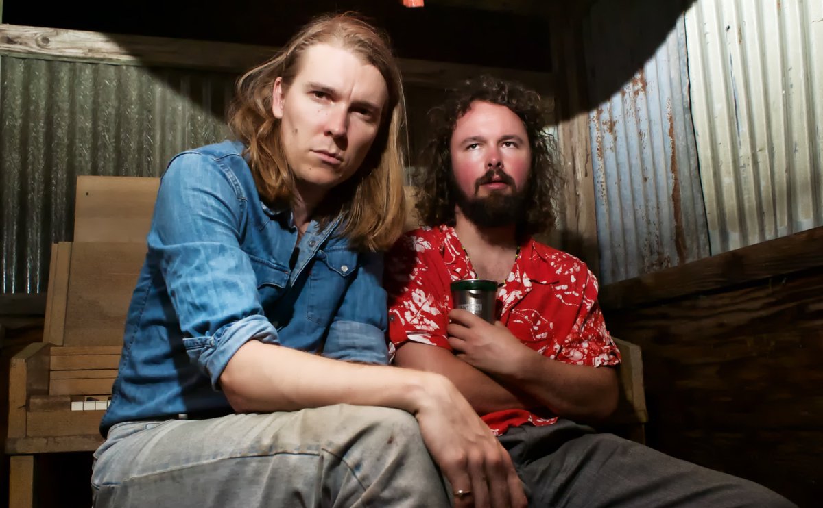 floodmagazine's tweet image. PREMIERE: Alex Cameron Croons “Mongrel” for Pickathon’s Slab Sessions | bit.ly/2NsXBvD