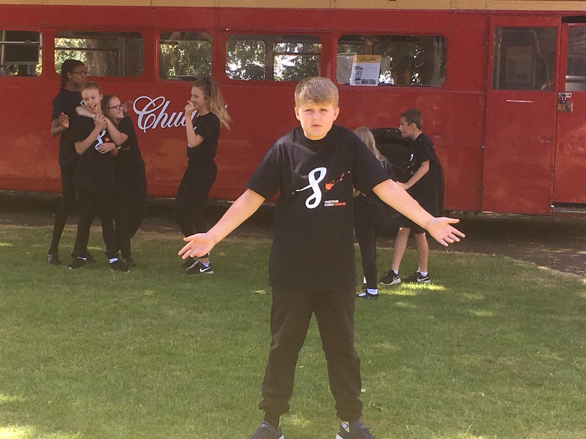 Dustoneldean's tweet photo. @SSF_UK We were delighted to perform at Highgate House today to help convince some judges how great you are! What a fab day in the sun! #shakespearebuzz https://t.co/noGKEbqVbF